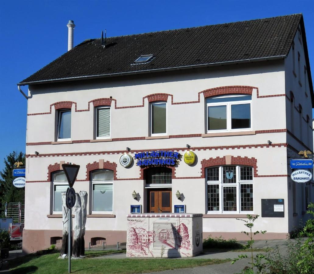 Millrather Brauhaus Erkrath Zimmer foto